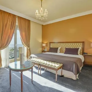 Acropole Hotel